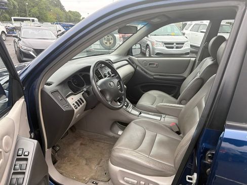 Used 2002 Toyota Highlander 4WD V6 w/ Appearance Pkg image 10
