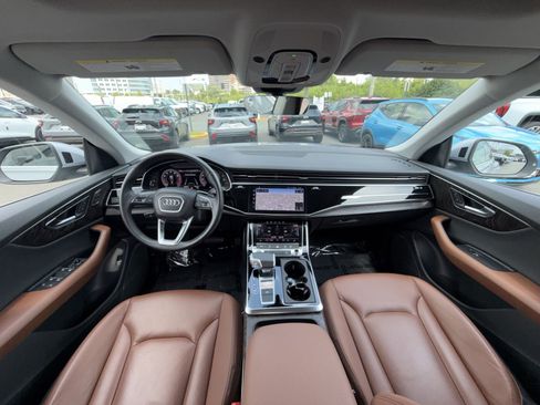 Used 2022 Audi Q8 Premium AWD/4WD image 23