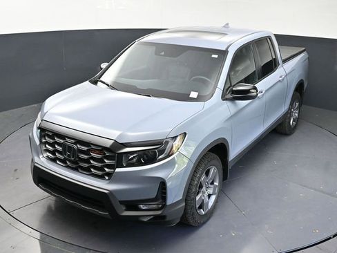 Used 2025 Honda Ridgeline TrailSport image 24