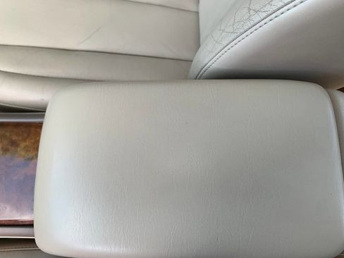 Used 2000 Toyota Avalon XLS image 38