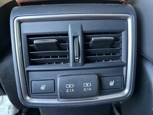 Used 2022 Subaru Forester Touring w/ Popular Package #3 AWD/4WD image 8
