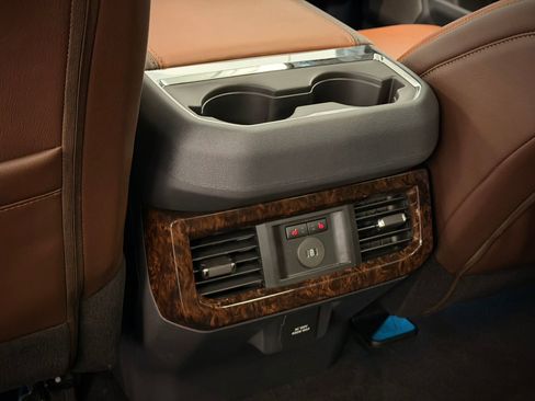 New 2026 Ford F250 Lariat w/ Lariat Ultimate Package image 31