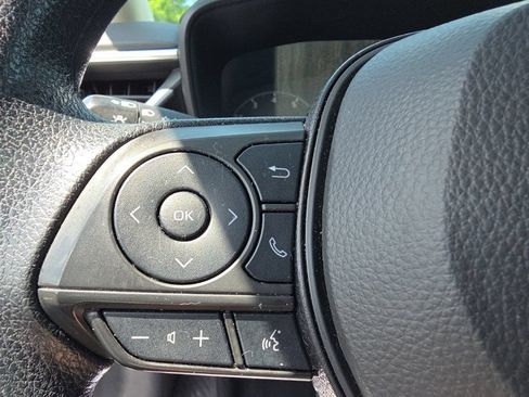 Used 2024 Toyota Corolla LE FWD image 19