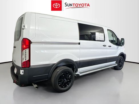 Used 2025 Ford Transit 250 Low Roof w/ Exterior Upgrade Package RWD image 4