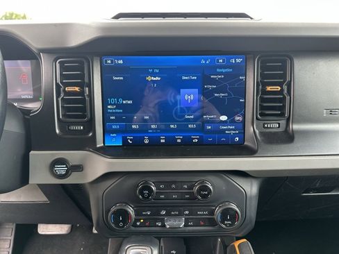 Used 2022 Ford Bronco Badlands image 38