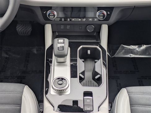 New 2026 Mitsubishi Outlander SE image 20