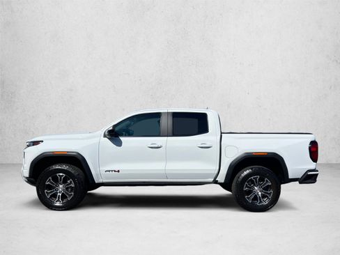 Used 2023 GMC Canyon AT4 w/ AT4 Premium Package AWD/4WD image 8
