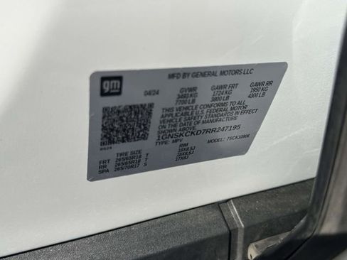 Certified 2024 Chevrolet Suburban LT AWD/4WD image 31