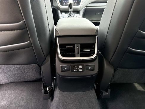 Used 2024 Subaru Outback Limited AWD/4WD image 20