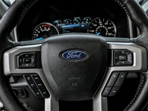 Used 2019 Ford F150 Lariat w/ Equipment Group 502A Luxury image 20