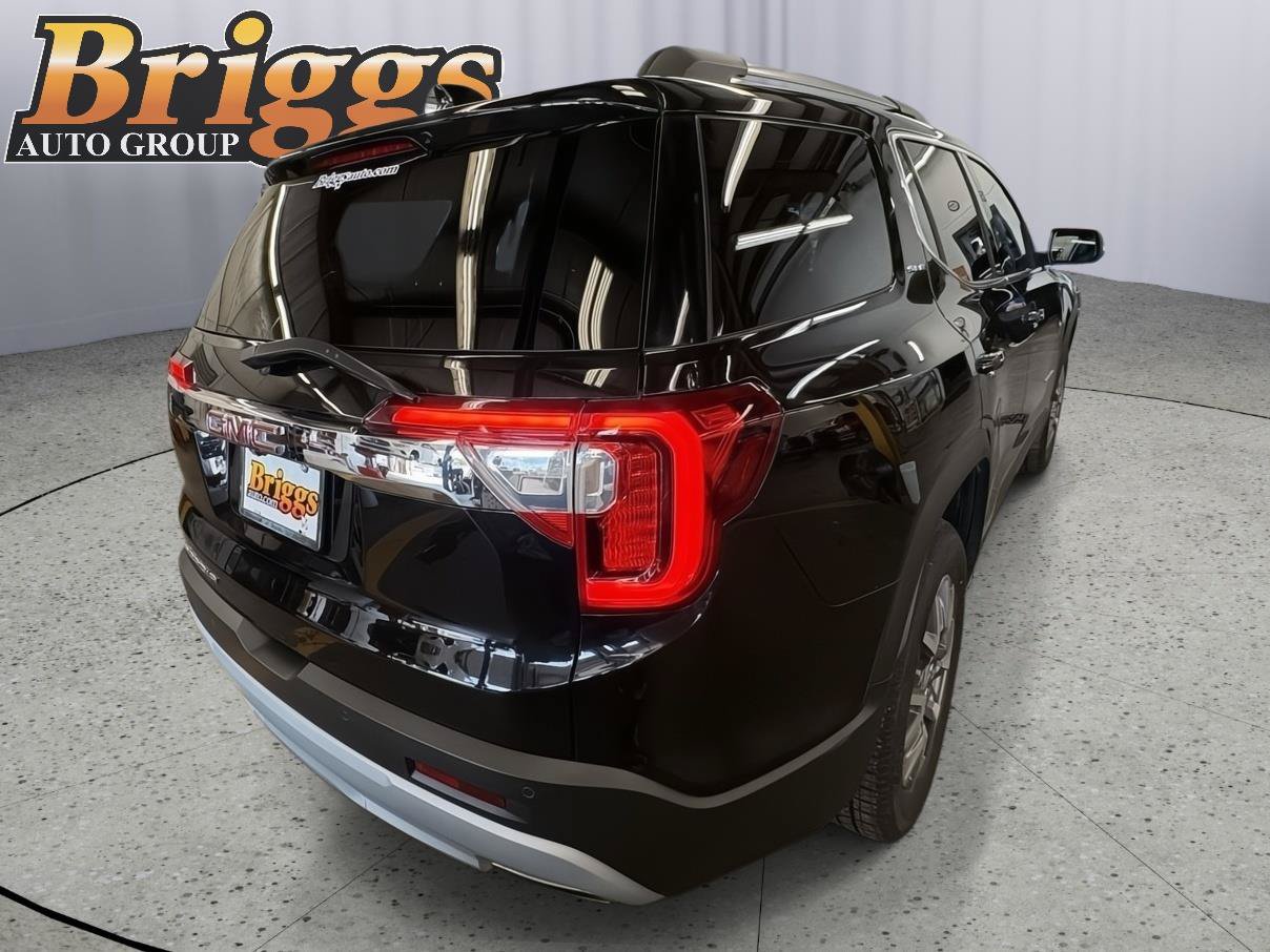 Used 2022 GMC Acadia SLE w/ Driver Convenience Package FWD image 5