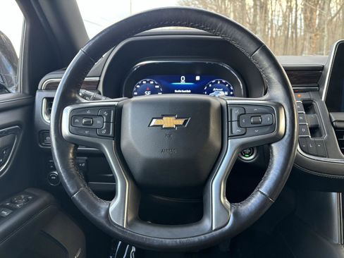 Used 2022 Chevrolet Tahoe LT w/ Luxury Package image 40