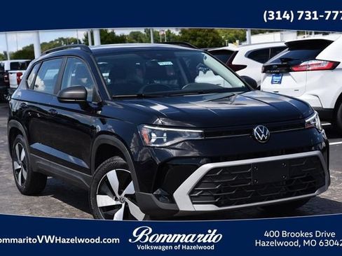 Used 2025 Volkswagen Taos S AWD/4WD image 1