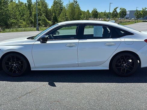 Used 2024 Honda Civic Sport image 12