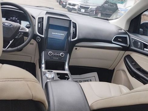 Used 2022 Ford Edge Titanium AWD/4WD image 20