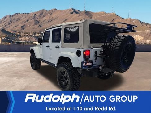 Used 2008 Jeep Wrangler Unlimited Rubicon w/ Dual Top Group AWD/4WD image 3