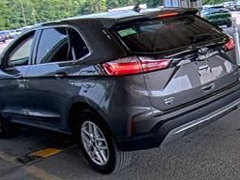 Used 2023 Ford Edge SEL w/ Convenience Package AWD/4WD image 6