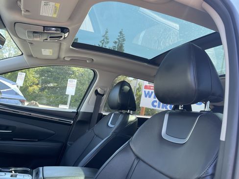 Certified 2024 Hyundai Tucson Limited AWD/4WD image 22