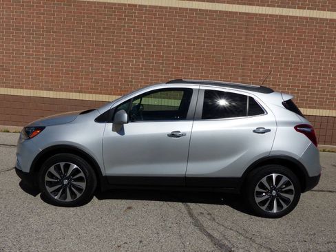 Used 2021 Buick Encore Preferred w/ Safety Package AWD/4WD image 7