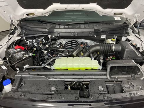 New 2026 Ford F150 XLT w/ Equipment Group 302A MID AWD/4WD image 9