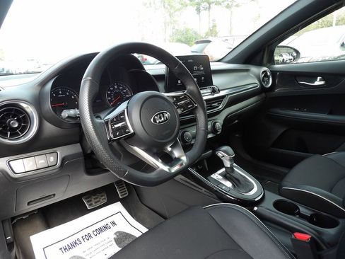 Used 2021 Kia Forte GT-Line image 9