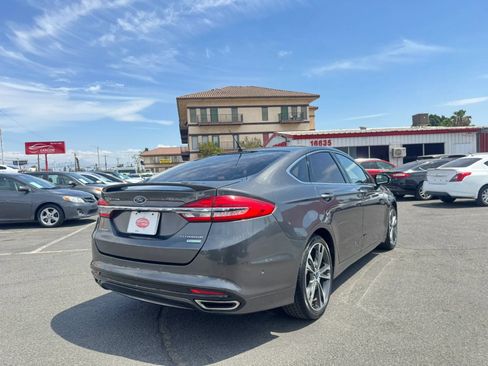 Used 2017 Ford Fusion Titanium FWD image 7