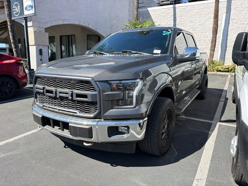 Used 2017 Ford F150 Lariat AWD/4WD image 3