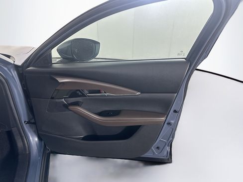 Used 2021 MAZDA CX-30 AWD 2.5 S w/ Premium Package image 32