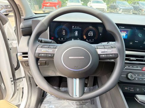 New 2026 Hyundai Tucson SE FWD image 11