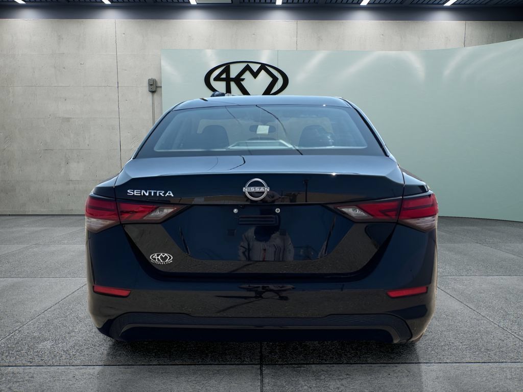 Used 2024 Nissan Sentra S FWD image 4