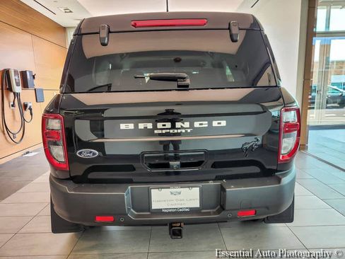 Used 2022 Ford Bronco Sport Outer Banks w/ Tech Package AWD/4WD image 6