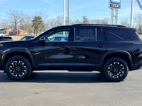 New 2026 Chevrolet Traverse Z71 w/ Enhanced Driving Package image 8