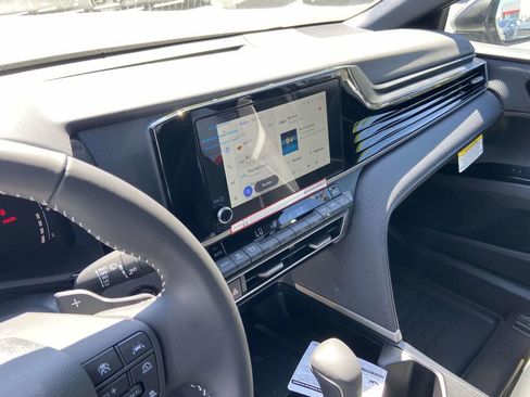 New 2026 Toyota Camry SE image 22