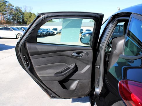 Used 2013 Ford Focus ST image 27