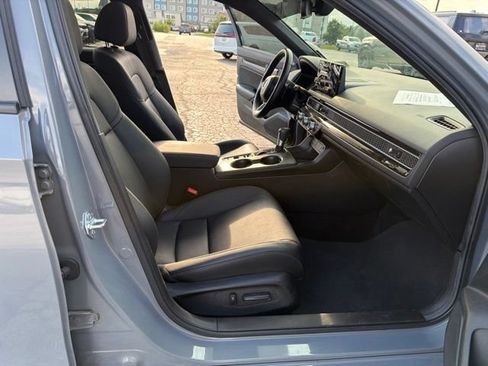 Used 2025 Honda Civic Sport image 14