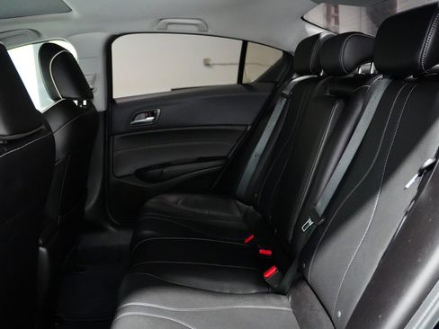 Used 2020 Acura ILX w/Technology Pkg image 17