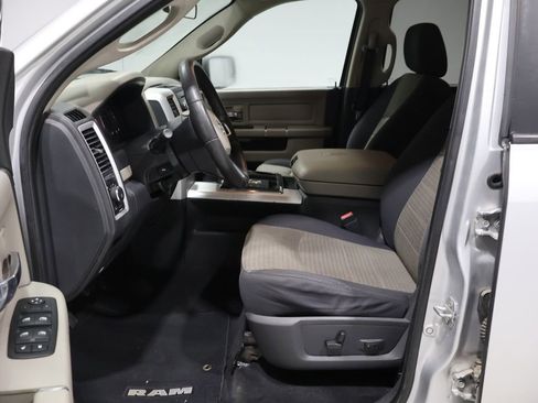 Used 2009 Dodge Ram 1500 Truck SLT w/ Remote Start & Security Group image 11