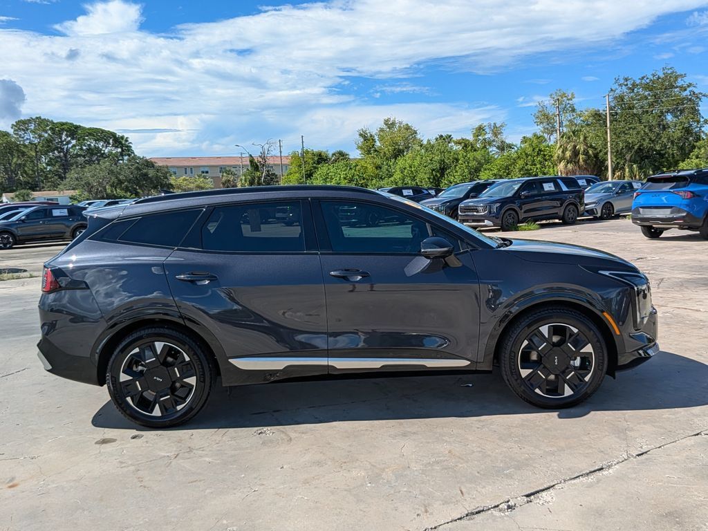 Certified 2026 Kia Sportage SX FWD image 9