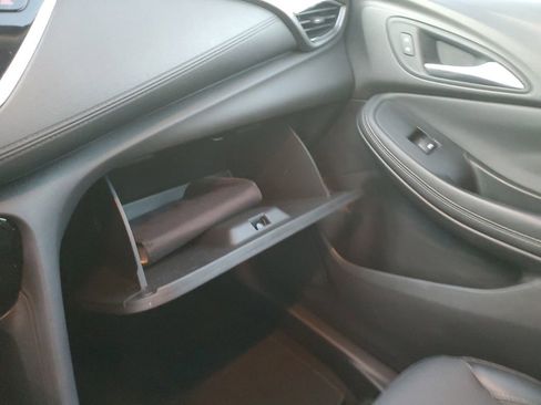 Used 2022 Buick Encore GX Preferred w/ Cold Weather Comfort Package image 21