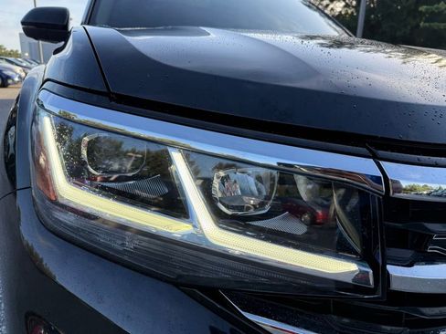 Certified 2023 Volkswagen Atlas SEL Premium AWD/4WD image 4