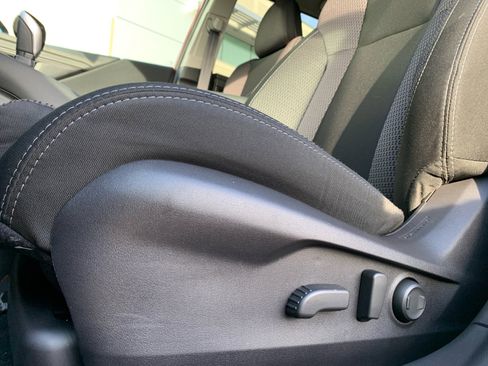 Certified 2025 Subaru Outback Premium image 29