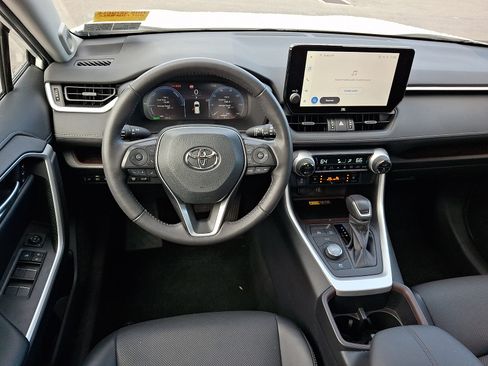 Used 2023 Toyota RAV4 Limited AWD/4WD image 11