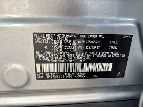 Used 2019 Toyota RAV4 LE w/ Carpet Mat Package FWD image 33
