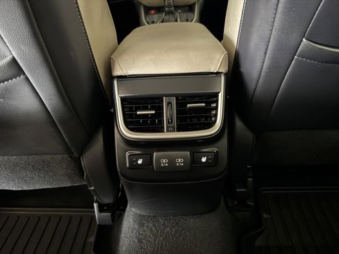 Used 2022 Subaru Legacy Limited image 30