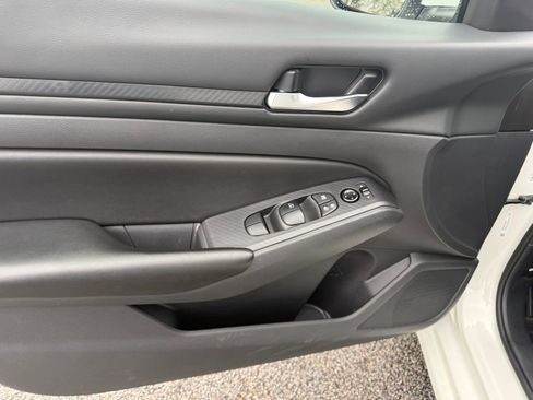 Used 2022 Nissan Altima 2.5 S image 15