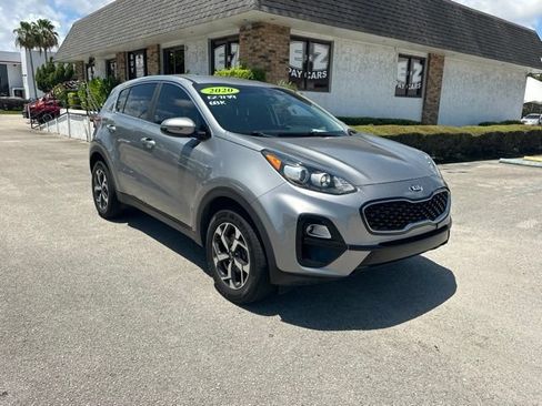 Used 2020 Kia Sportage LX w/ LX Popular Package AWD/4WD image 3