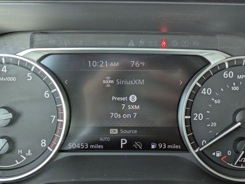 Used 2024 Nissan Pathfinder SV AWD/4WD image 26