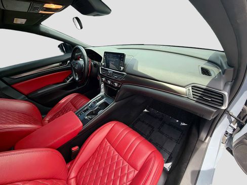 Used 2022 Honda Accord Sport image 32