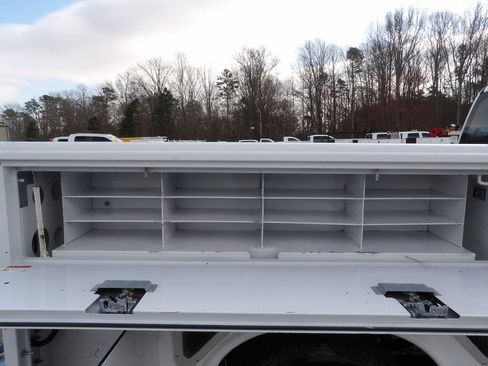 Used 2017 Ford F250 XL w/ Power Equipment Group image 48