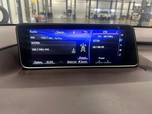 Used 2018 Lexus RX 350L AWD image 37